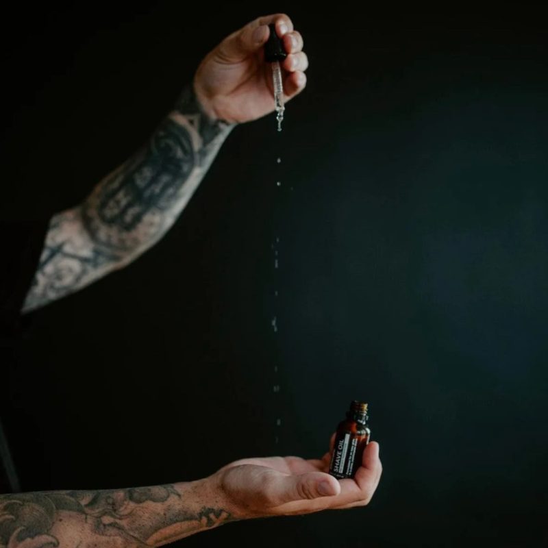 Apothecary beard oil Sandalwood&vanilla2